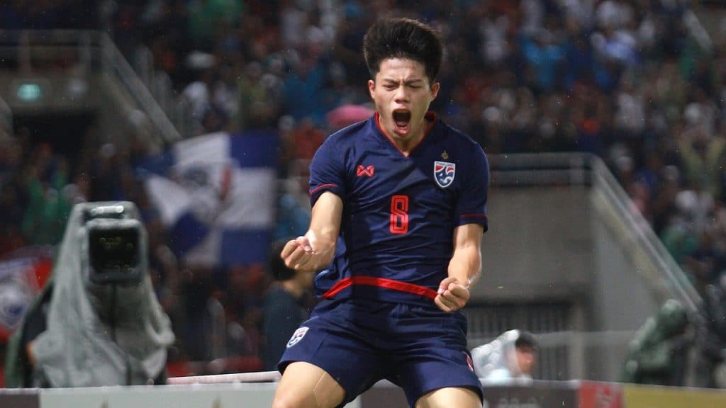 เล่นบอลอนไลน์